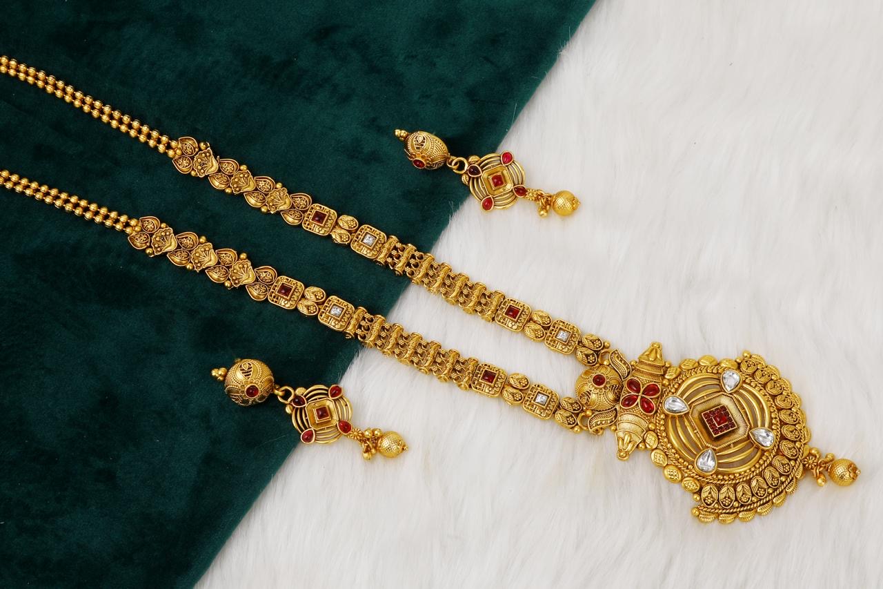 Graceful Antique Long Necklace Set