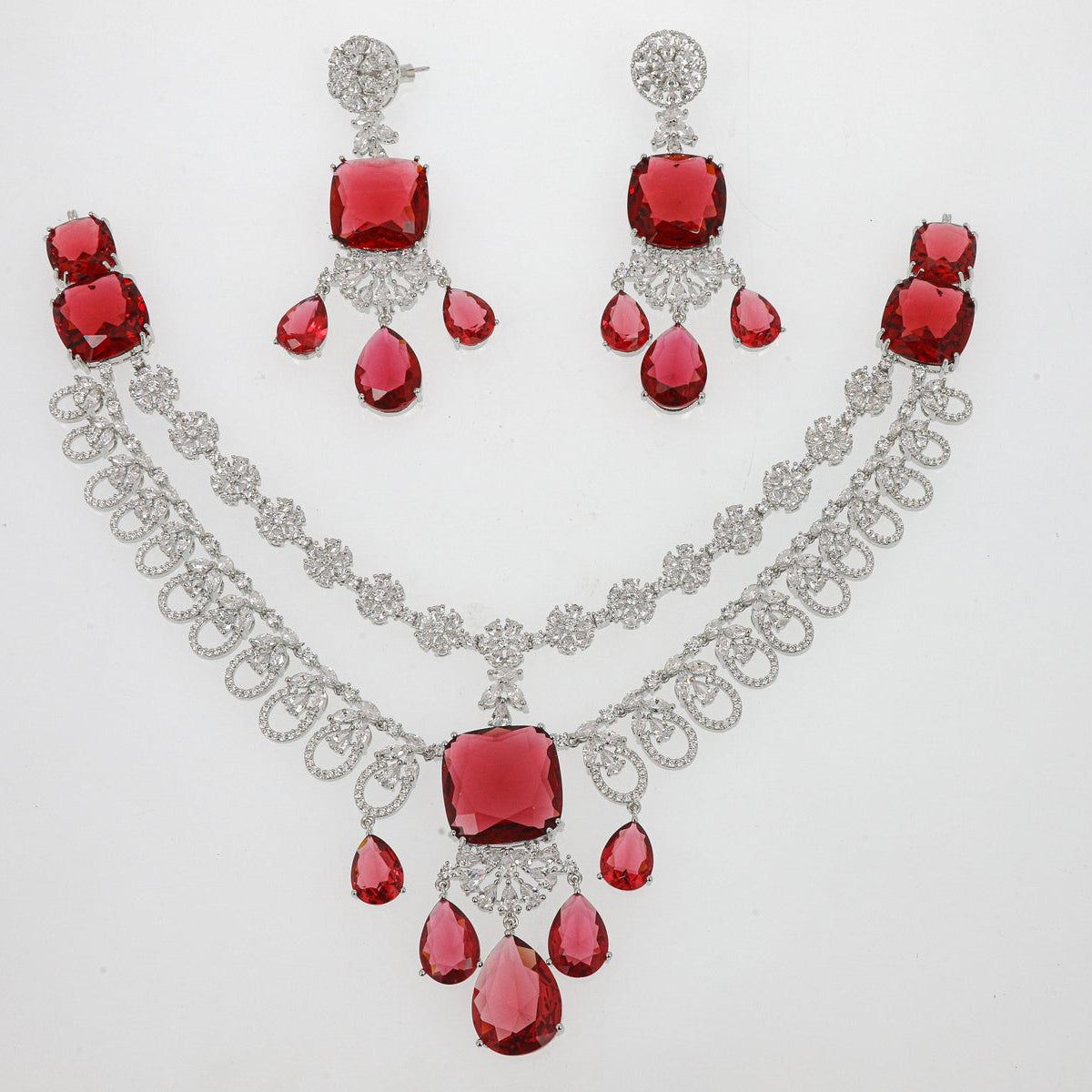 DIAMOND NECKLACE SET