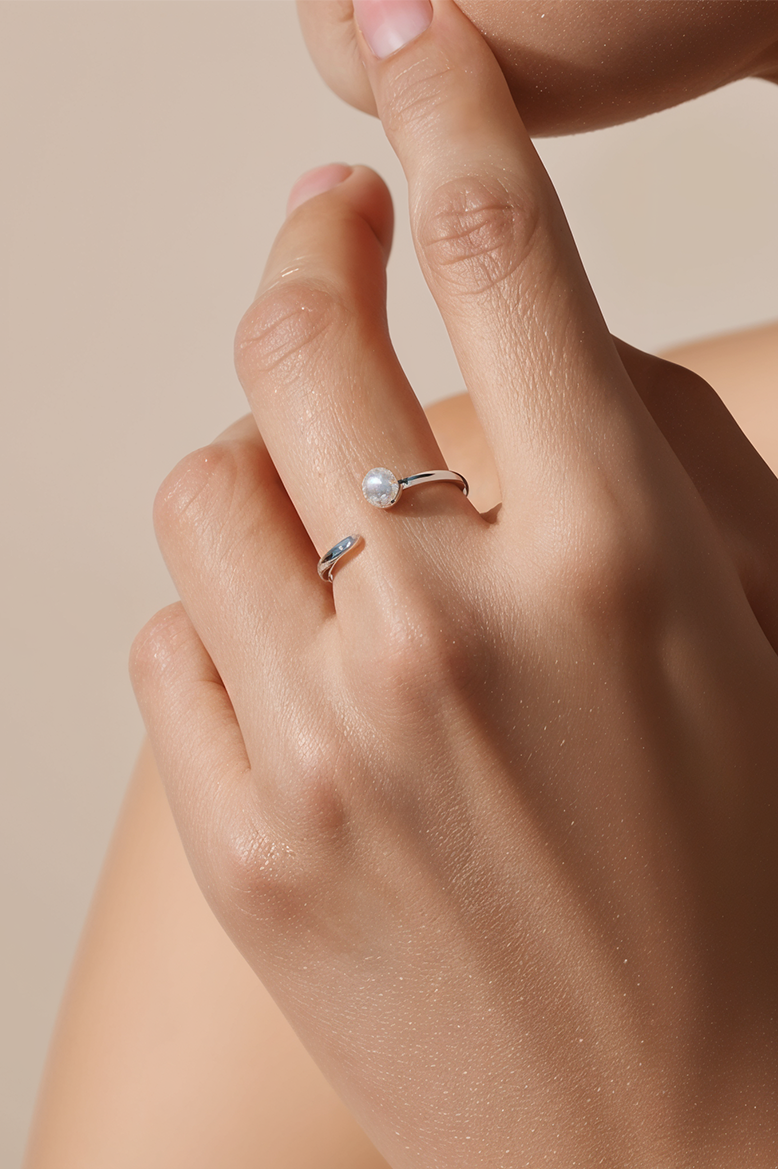 Minimal Pearl 92.5 Sterling Silver Ring