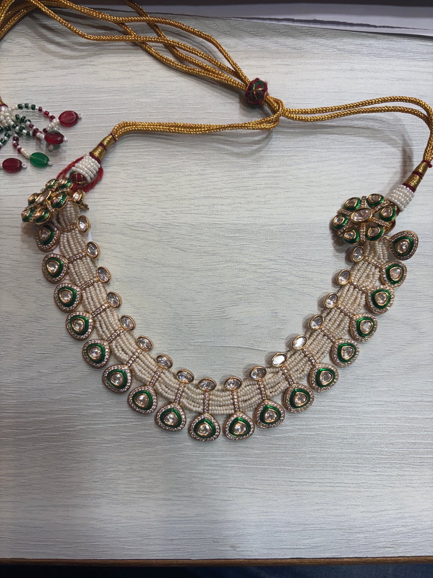 KUNDAN NECKLACE SET