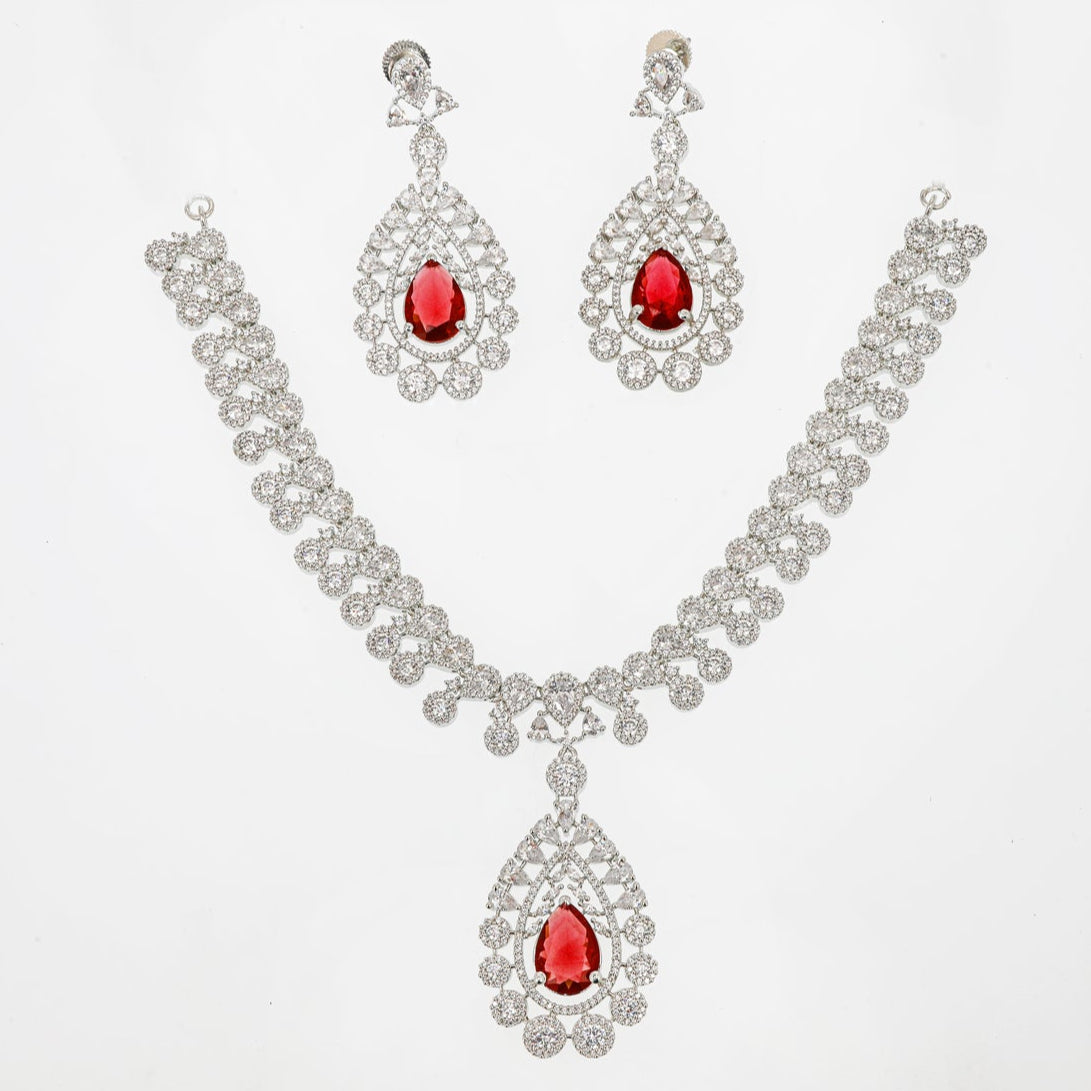 DIAMOND NECKLACE SET