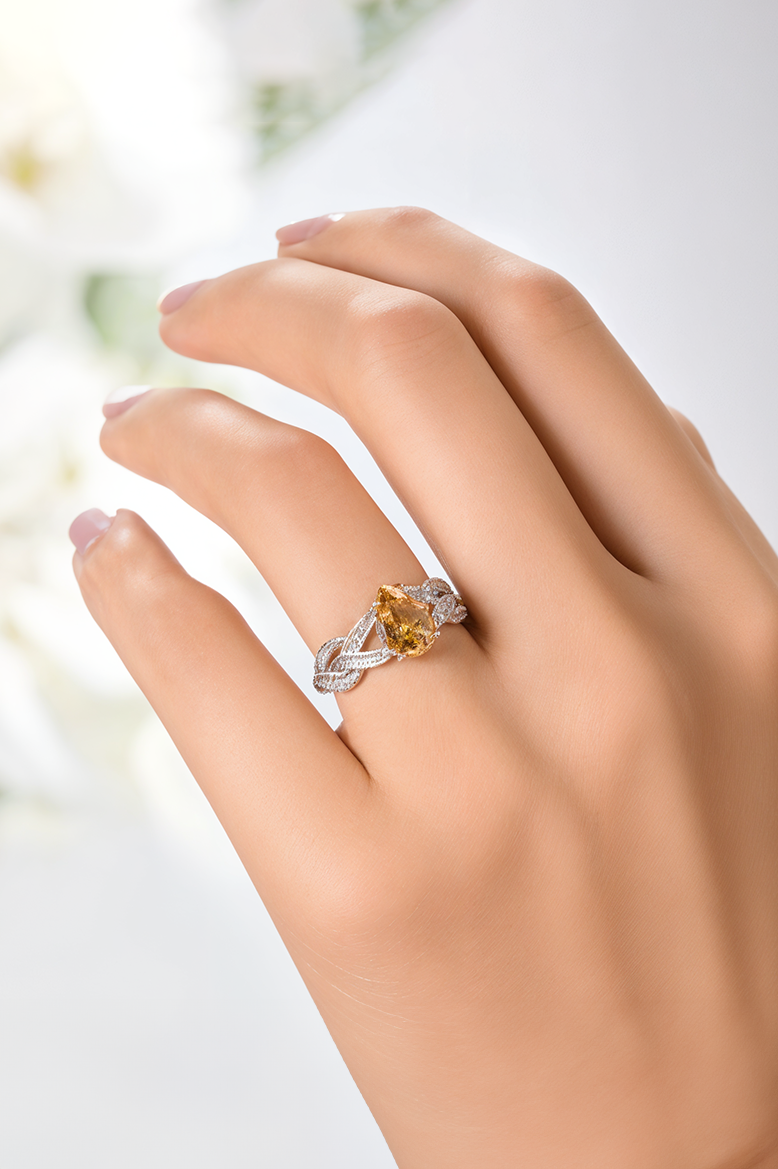 Champagne Sparkle Teardrop 92.5 Sterling Silver Ring