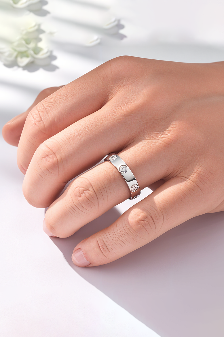 Eterna Unisex 92.5 Sterling Silver Band