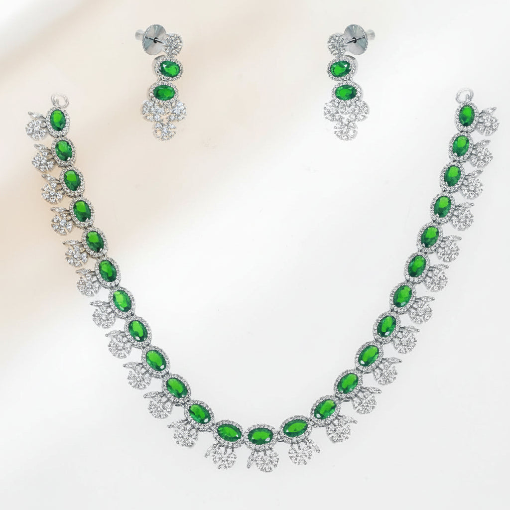 DIAMOND NECKLACE SET