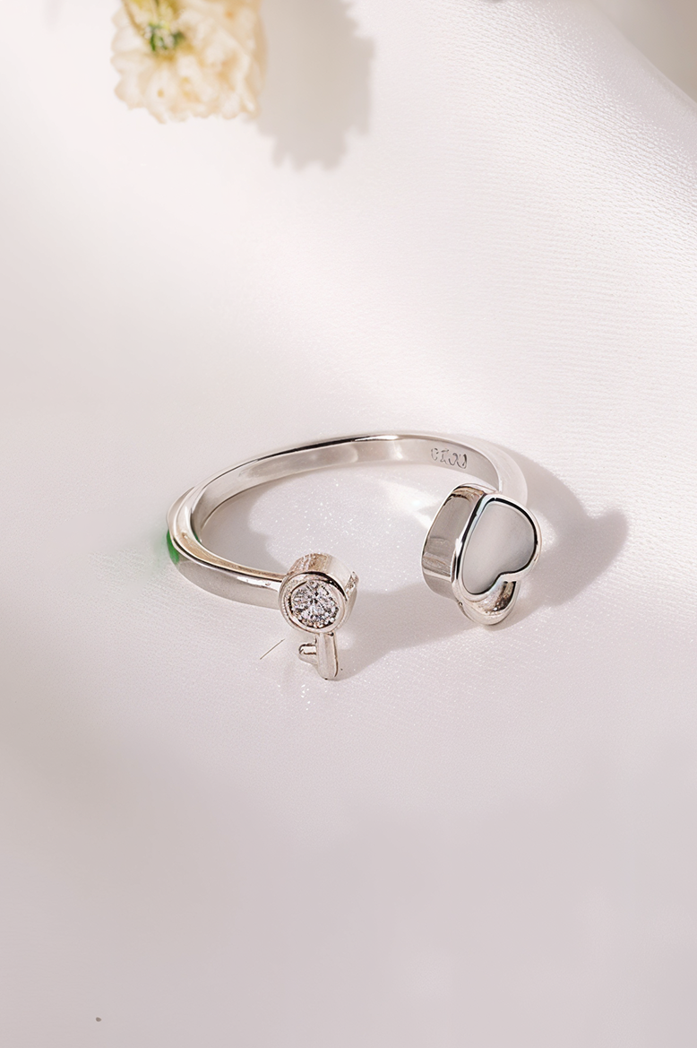 Key to My Heart 92.5 Sterling Silver Ring
