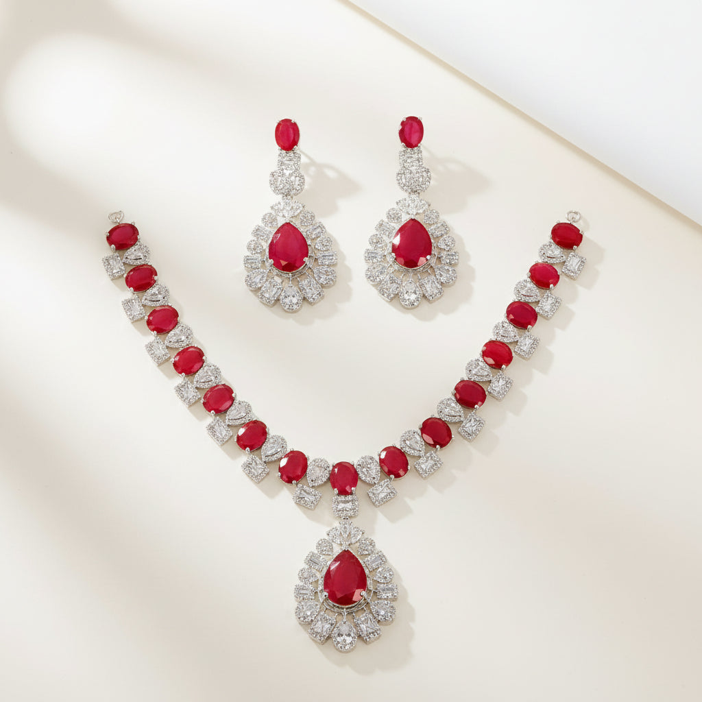 DIAMOND NECKLACE SET