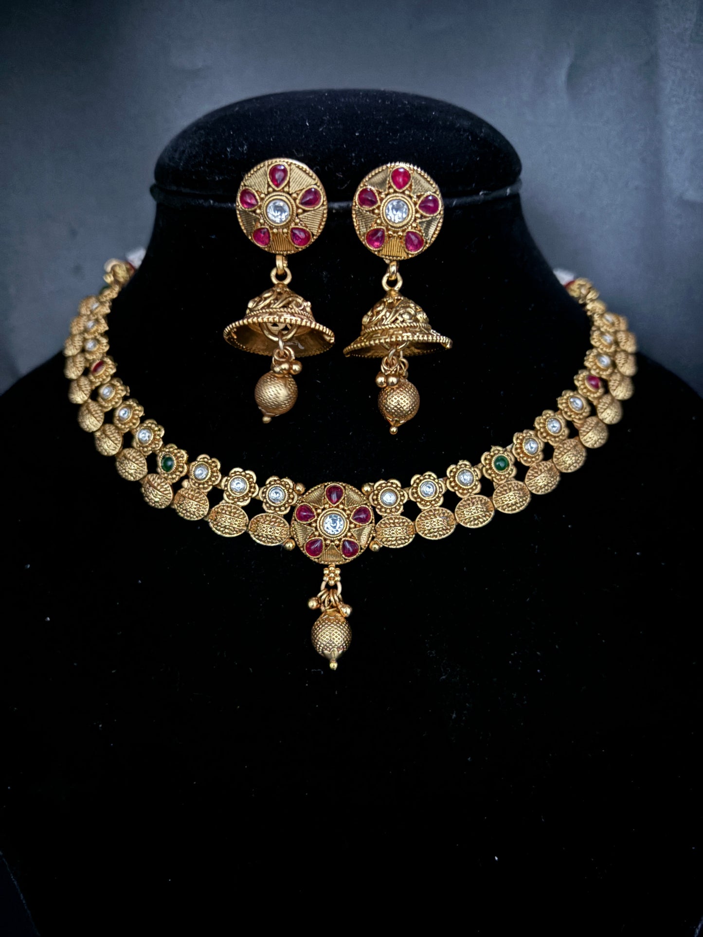 Ornate Antique Necklace Set