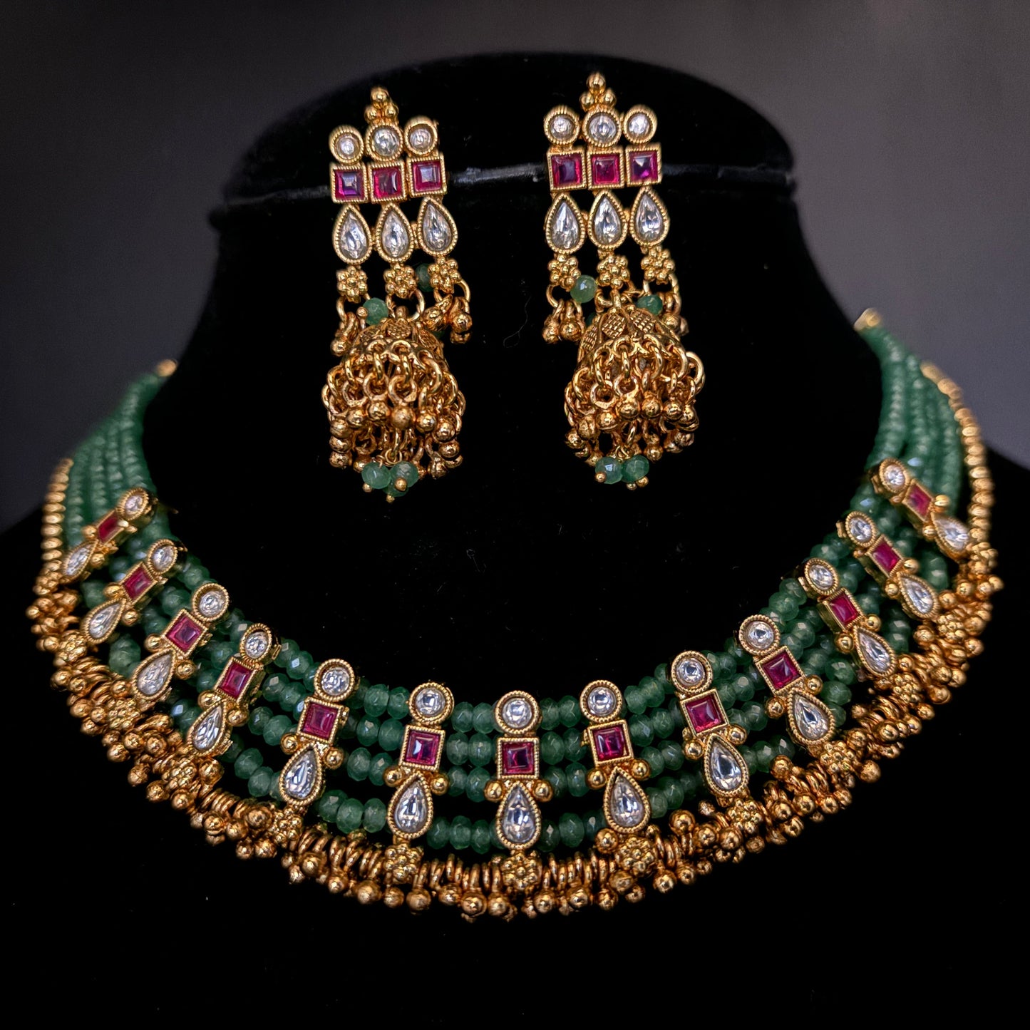 Heritage Necklace Set