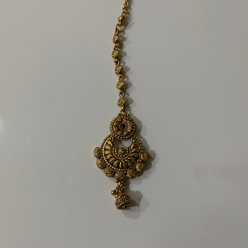 ANTIQUE MAANG TIKA