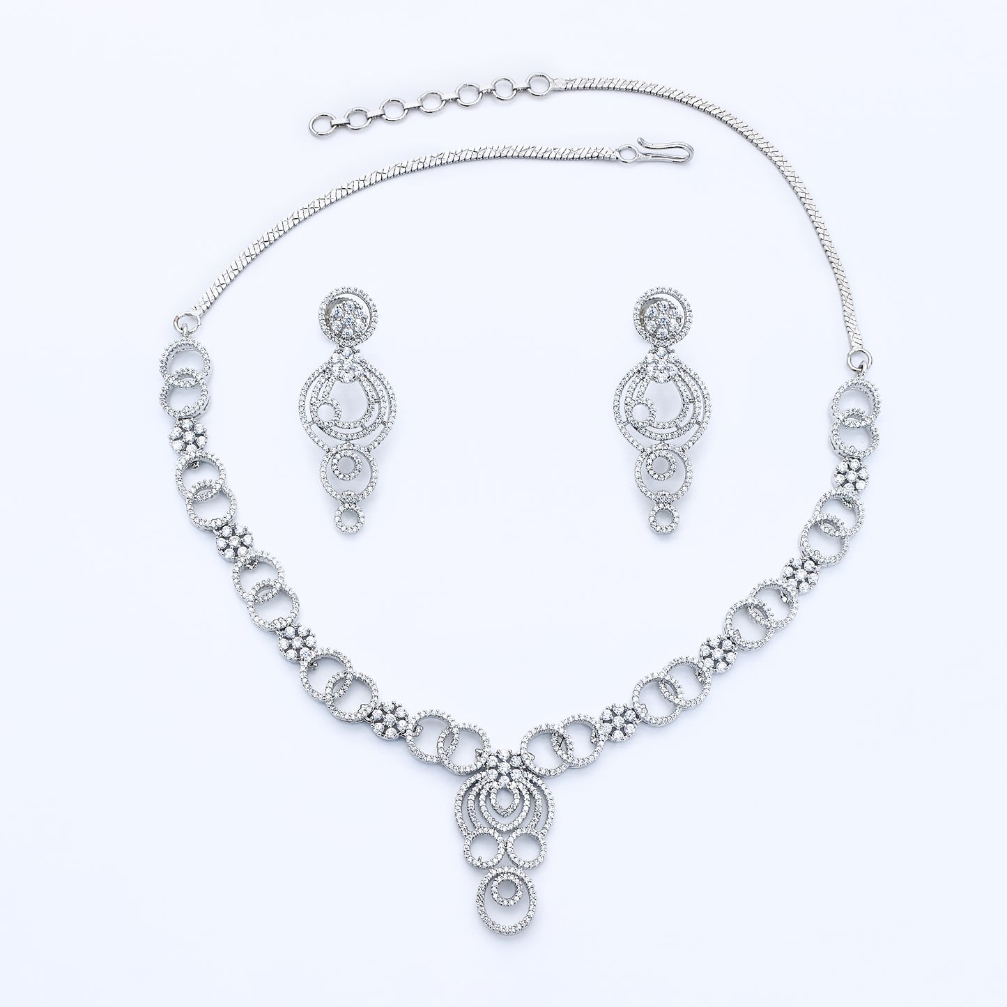 DIAMOND NECKLACE SET