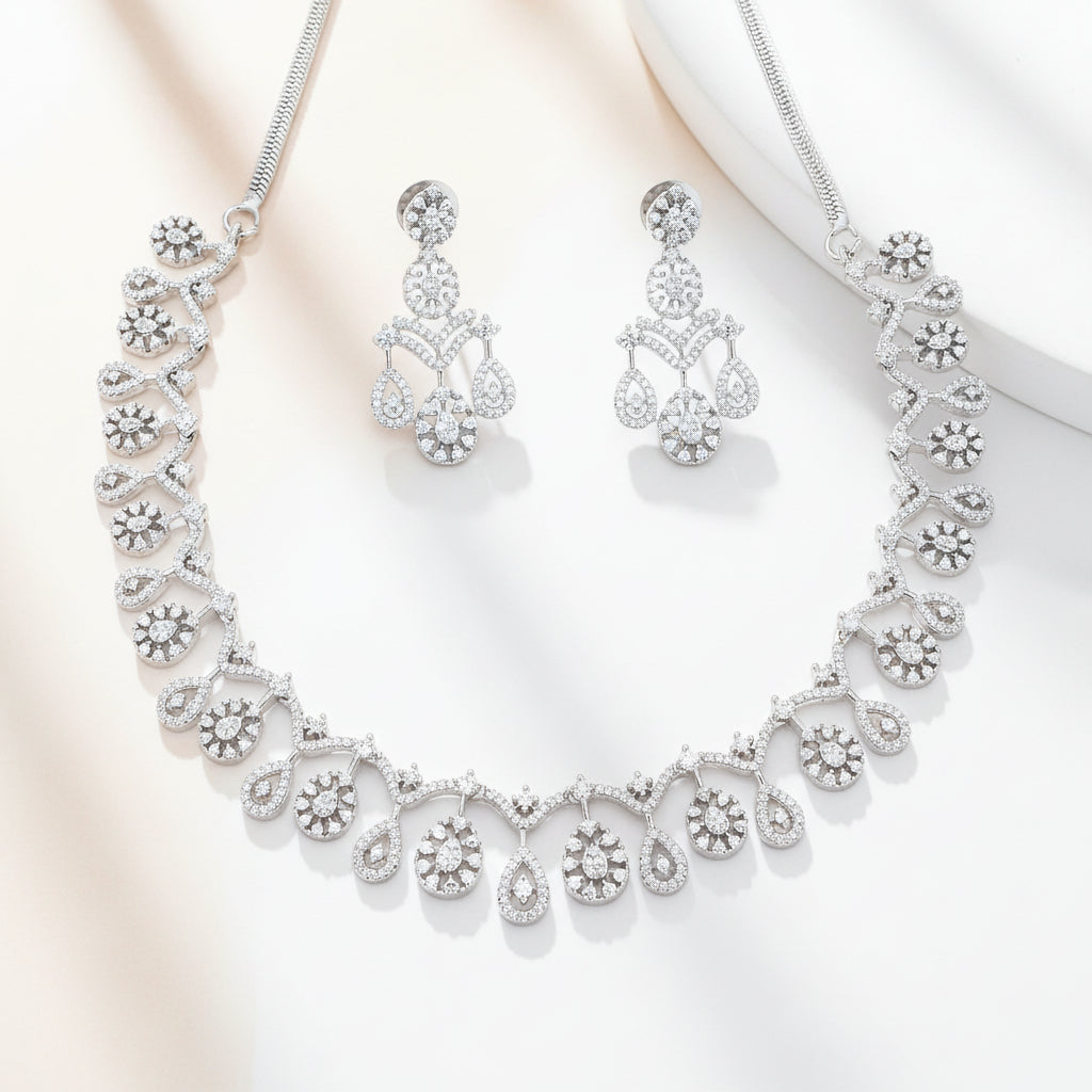 DIAMOND NECKLACE SET