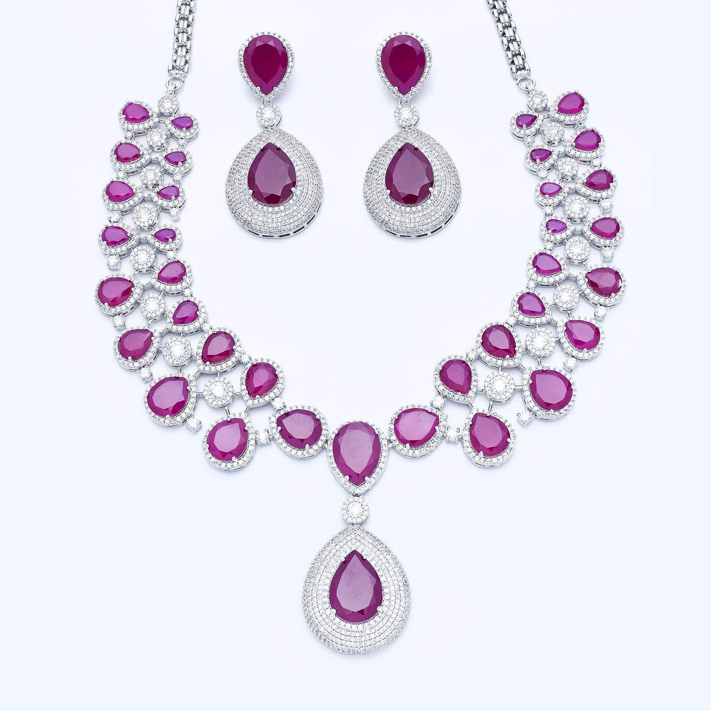 DIAMOND NECKLACE SET
