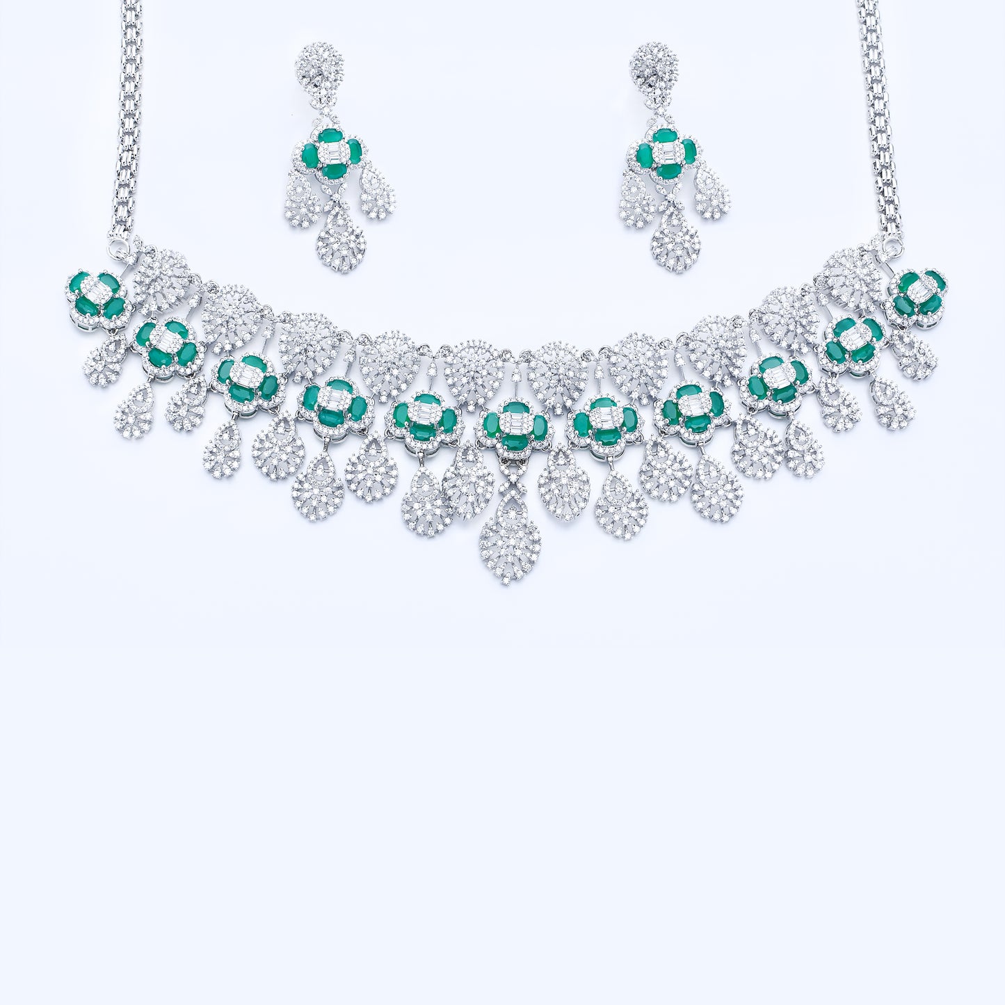 DIAMOND NECKLACE SET