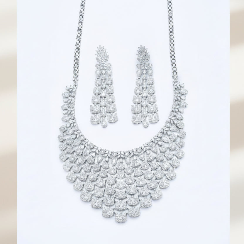 DIAMOND NECKLACE SET