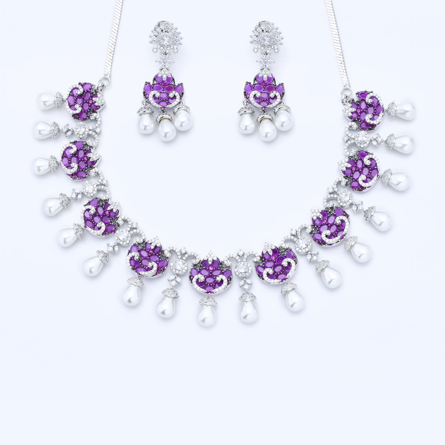 DIAMOND NECKLACE SET