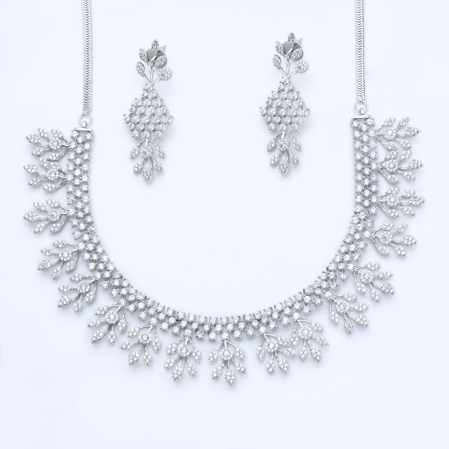 DIAMOND NECKLACE SET