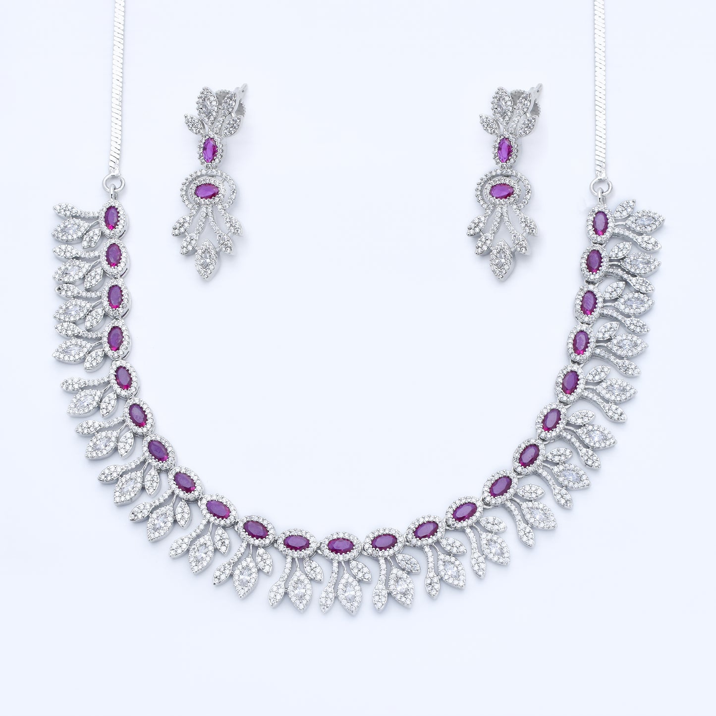 DIAMOND NECKLACE SET