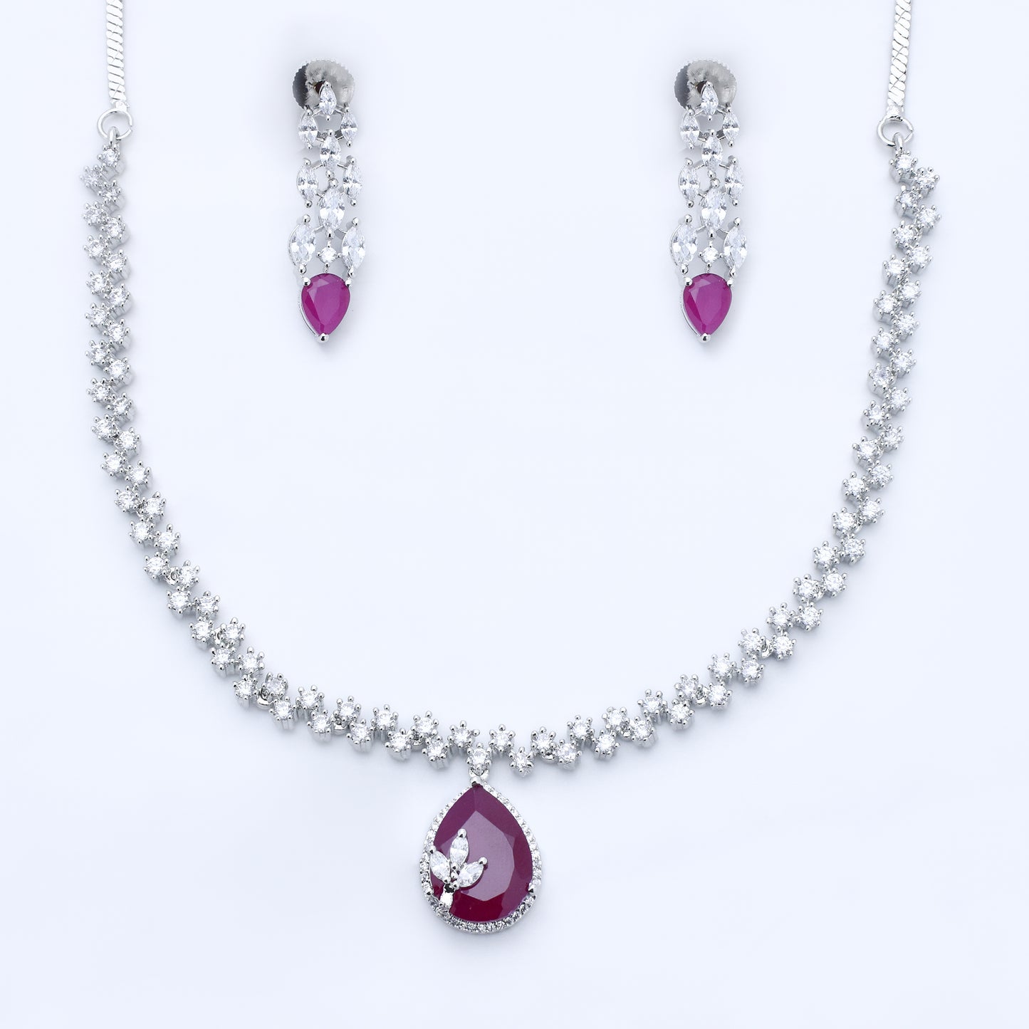 DIAMOND PENDENT DROP NECKLACE