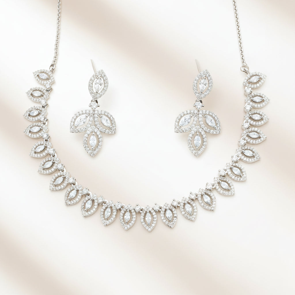 DIAMOND NECKLACE SET