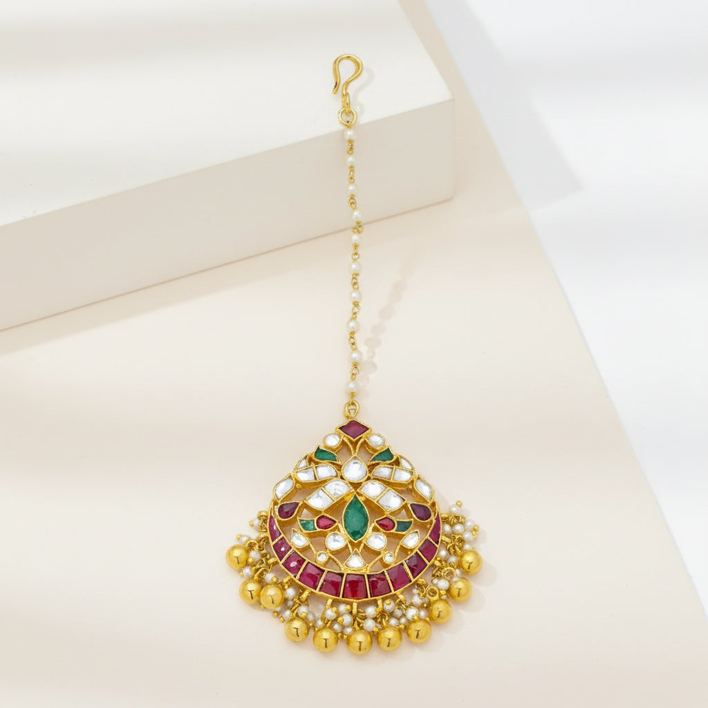 Eternal Grace Kundan Maang Tikka