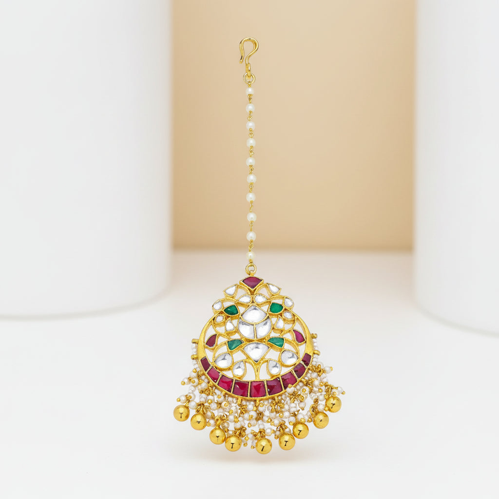 Royal Radiance Kundan Maang Tikka