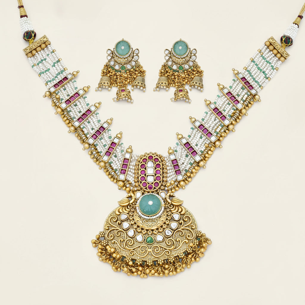 Heritage Necklace Set