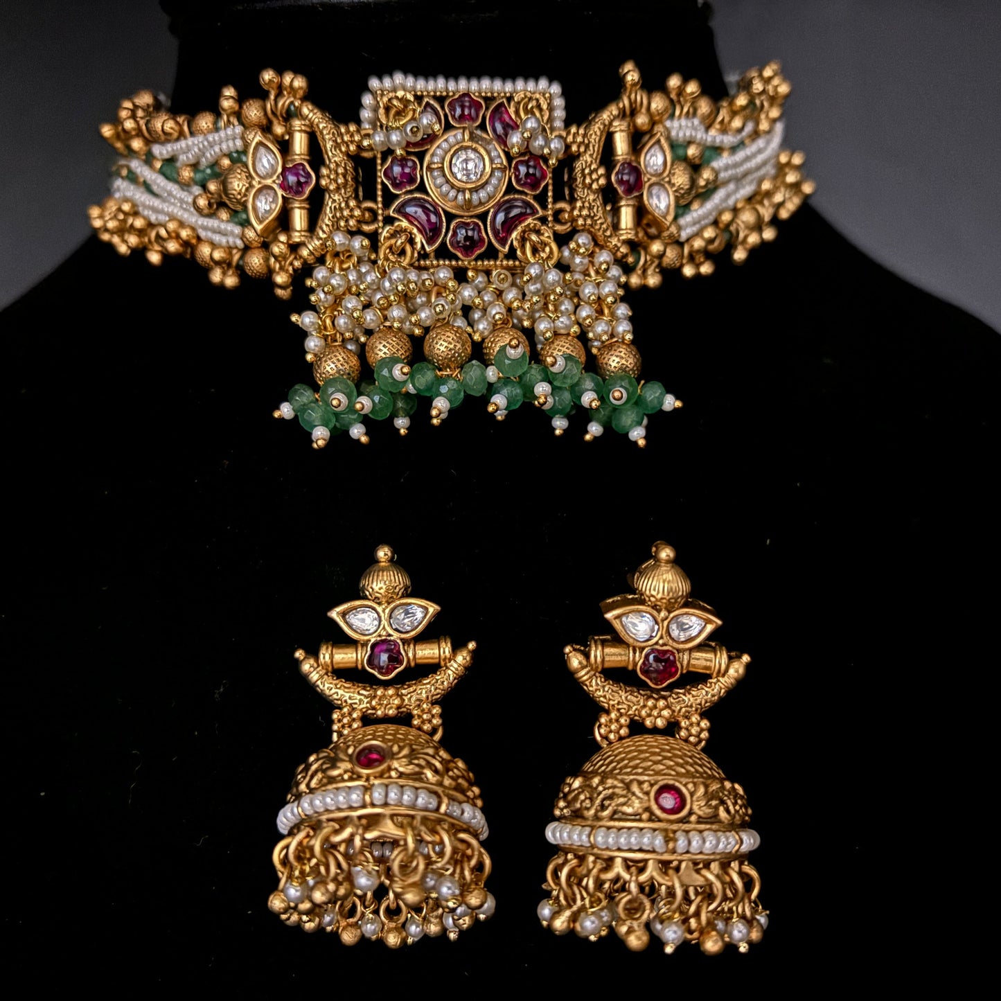 Heritage Necklace Set