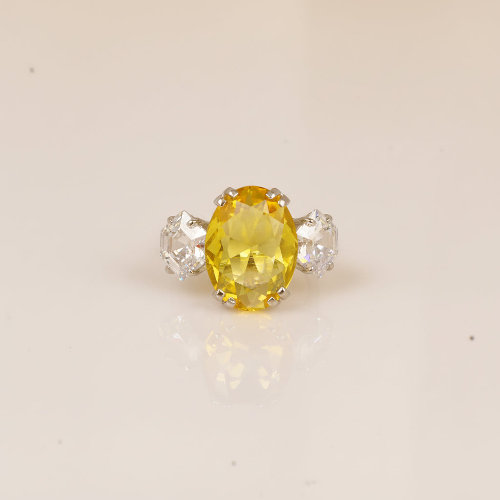 DIAMOND RING