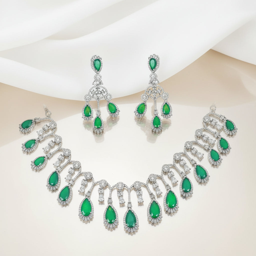 DIAMOND NECKLACE SET
