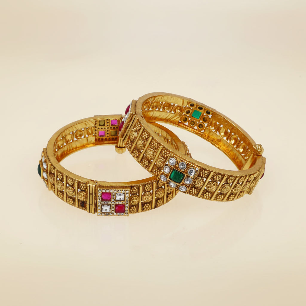 HERITAGE BANGLE
