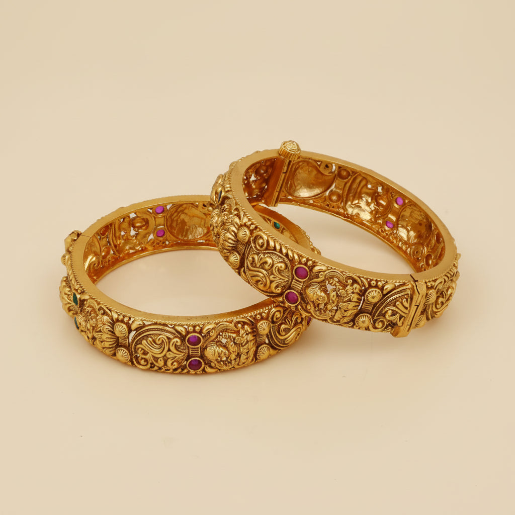 Timeless Aura Bangles