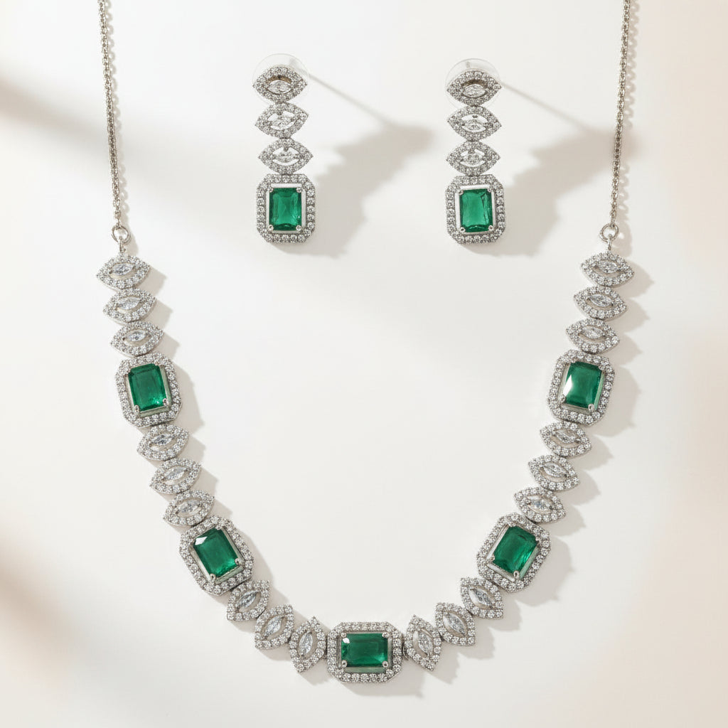 DIAMOND NECKLACE SET