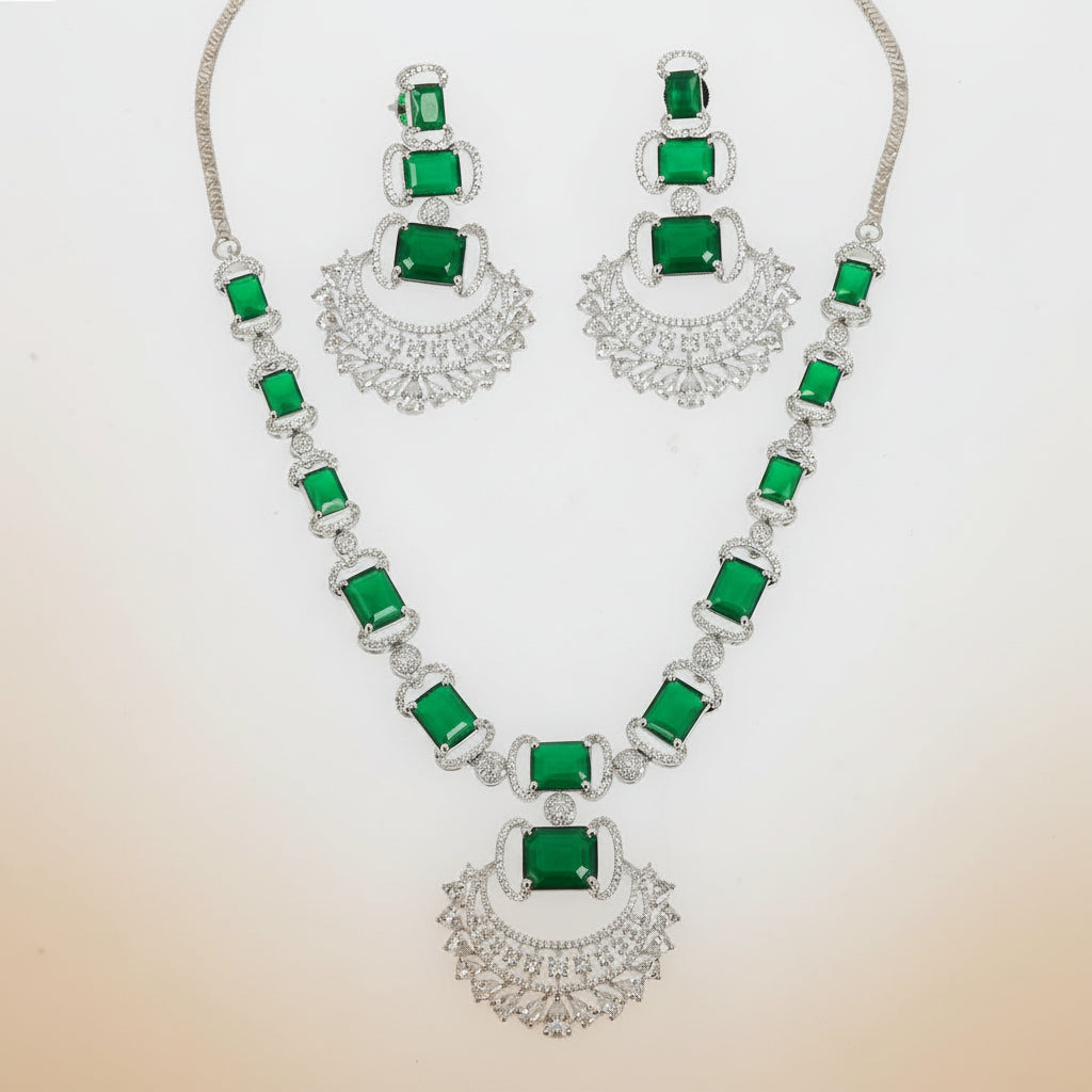 DIAMOND NECKLACE SET