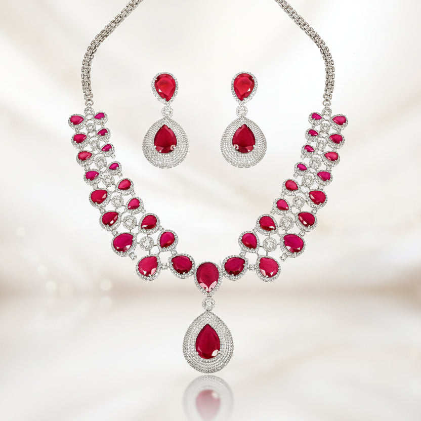 DIAMOND NECKLACE SET