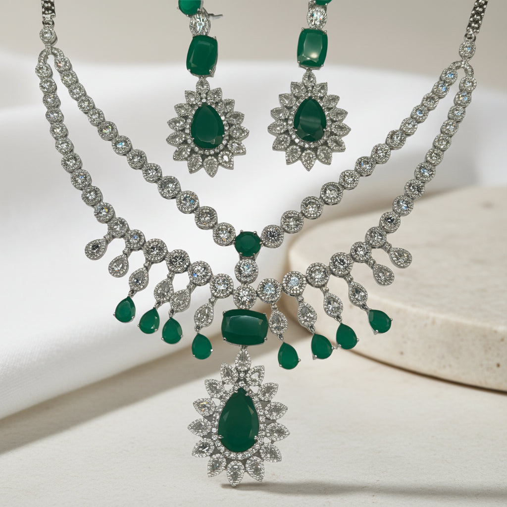 DIAMOND NECKLACE SET