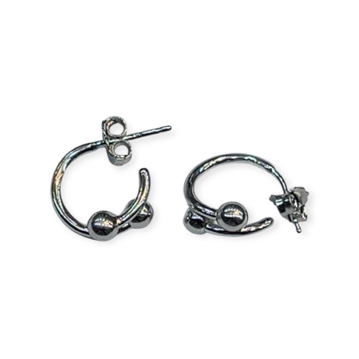 92.5 STERLING SILVER EARRING