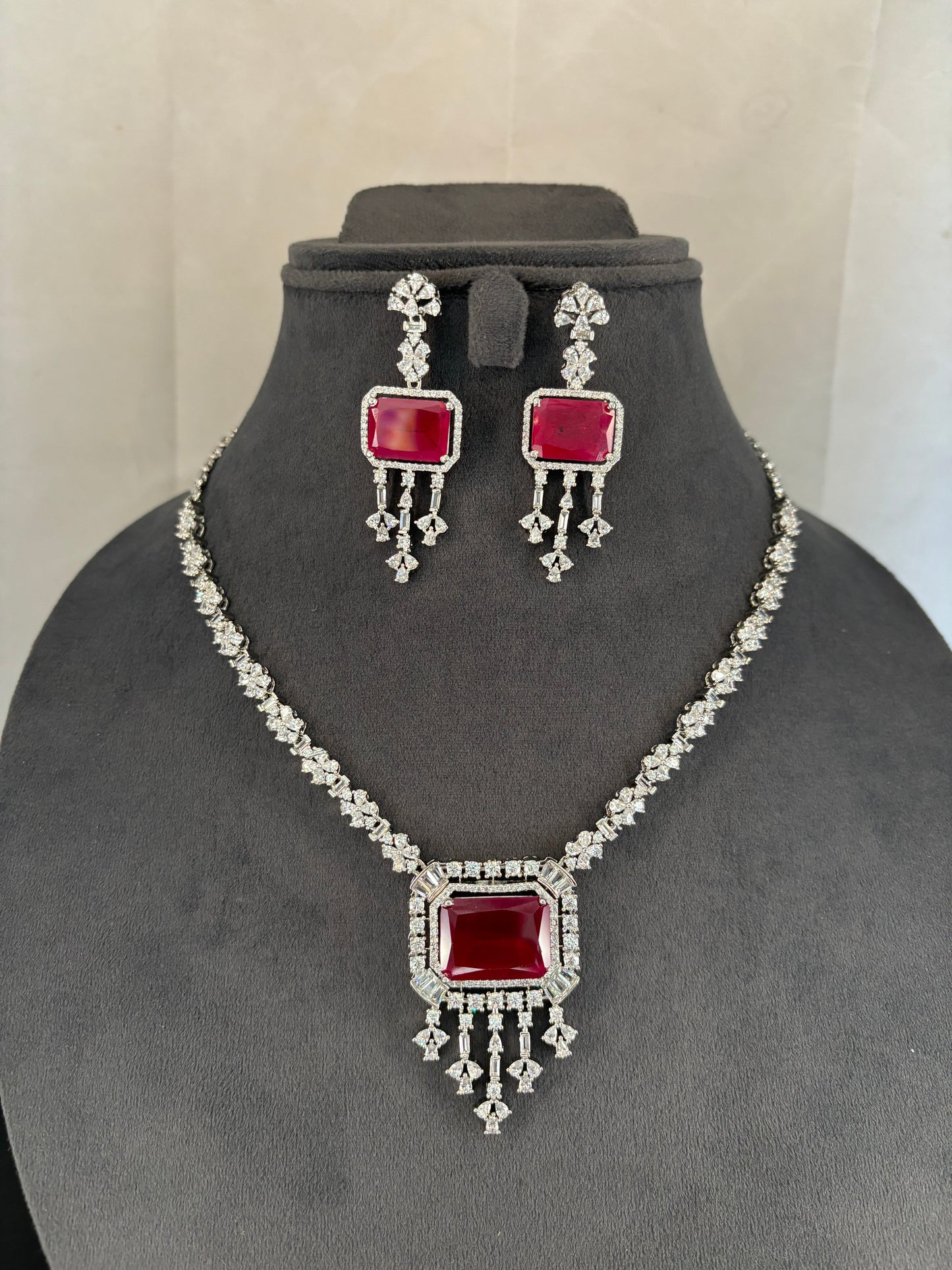 Diamond Ruby Necklace Set