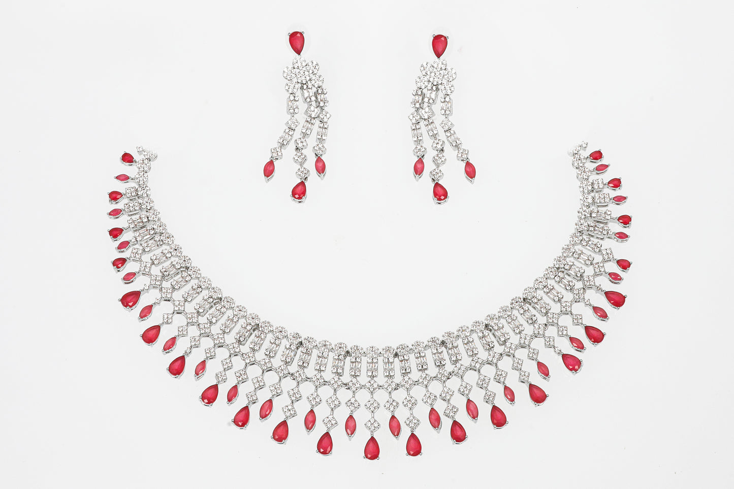 DIAMOND NECKLACE SET