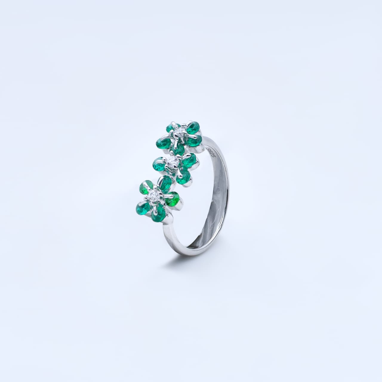 Daisy Emerald Lane 92.5 Sterling Silver Ring
