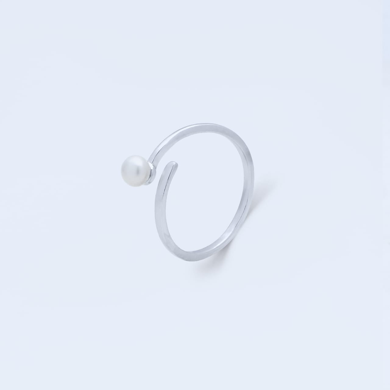 Minimal Pearl 92.5 Sterling Silver Ring
