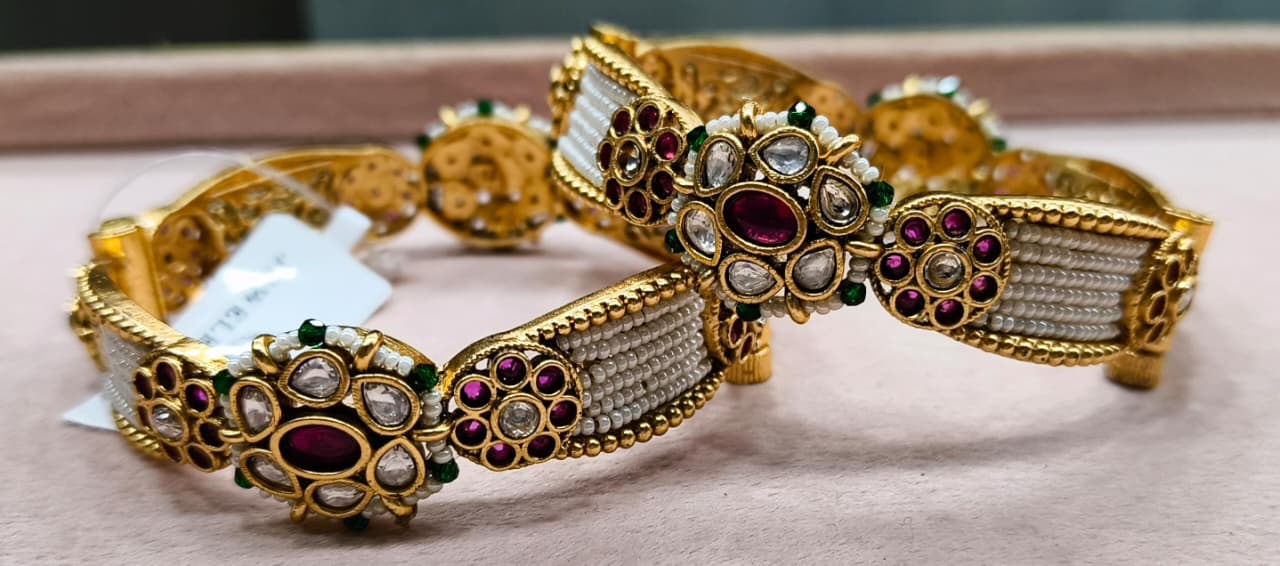 HERITAGE BANGLES