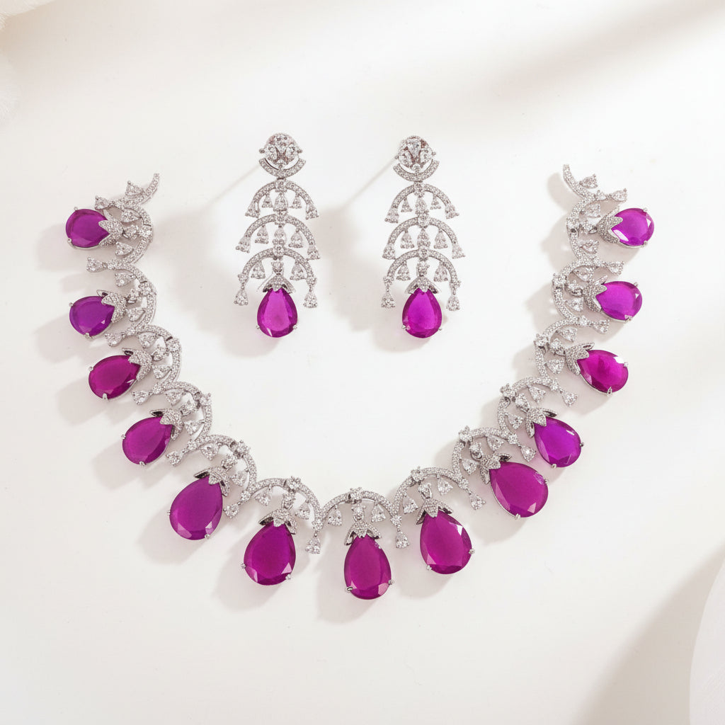 DIAMOND NECKLACE SET