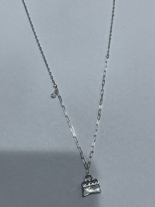 silver chain pendent