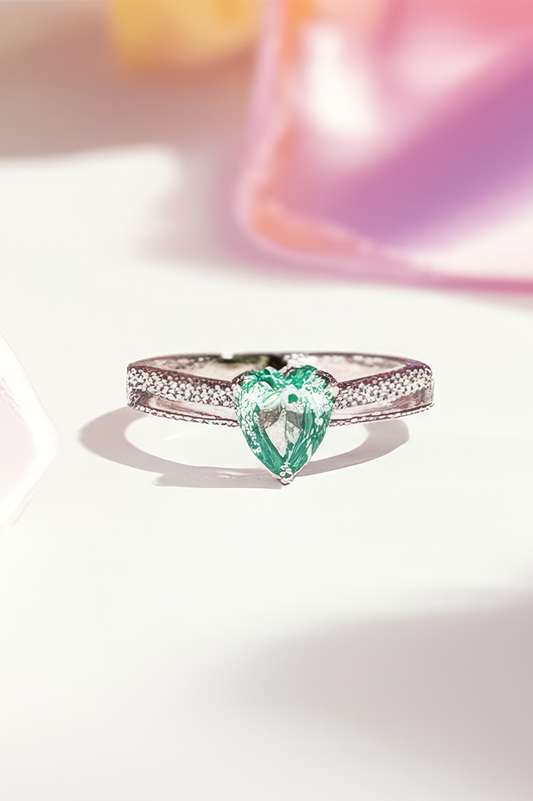 Emerald Radiance 92.5 Sterling Silver Ring