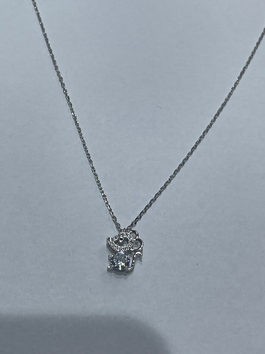 silver chain pendent