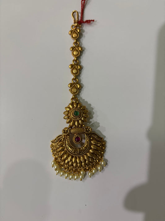 ANTIQUE MAANG TIKA