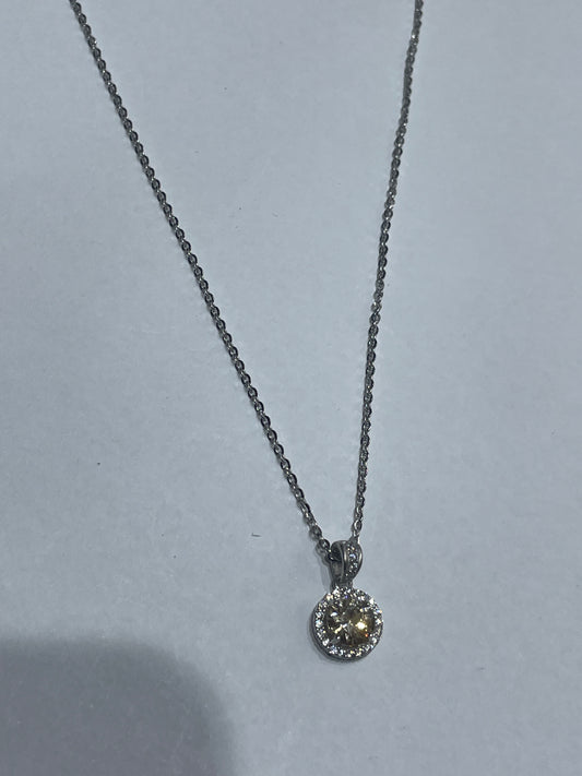 silver chain pendent