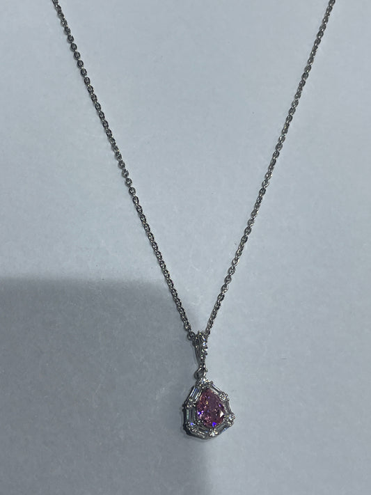 silver chain pendent