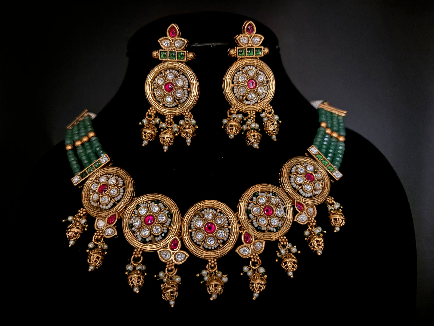 Heritage Necklace Set