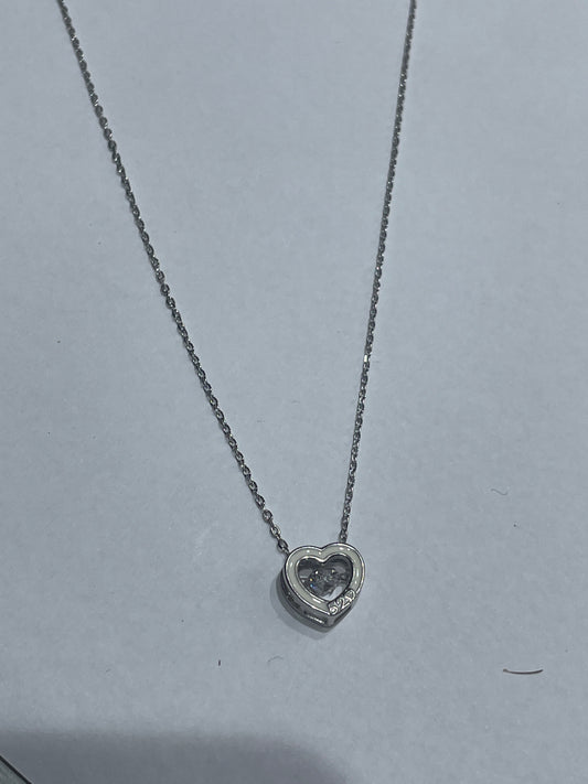 silver chain pendent